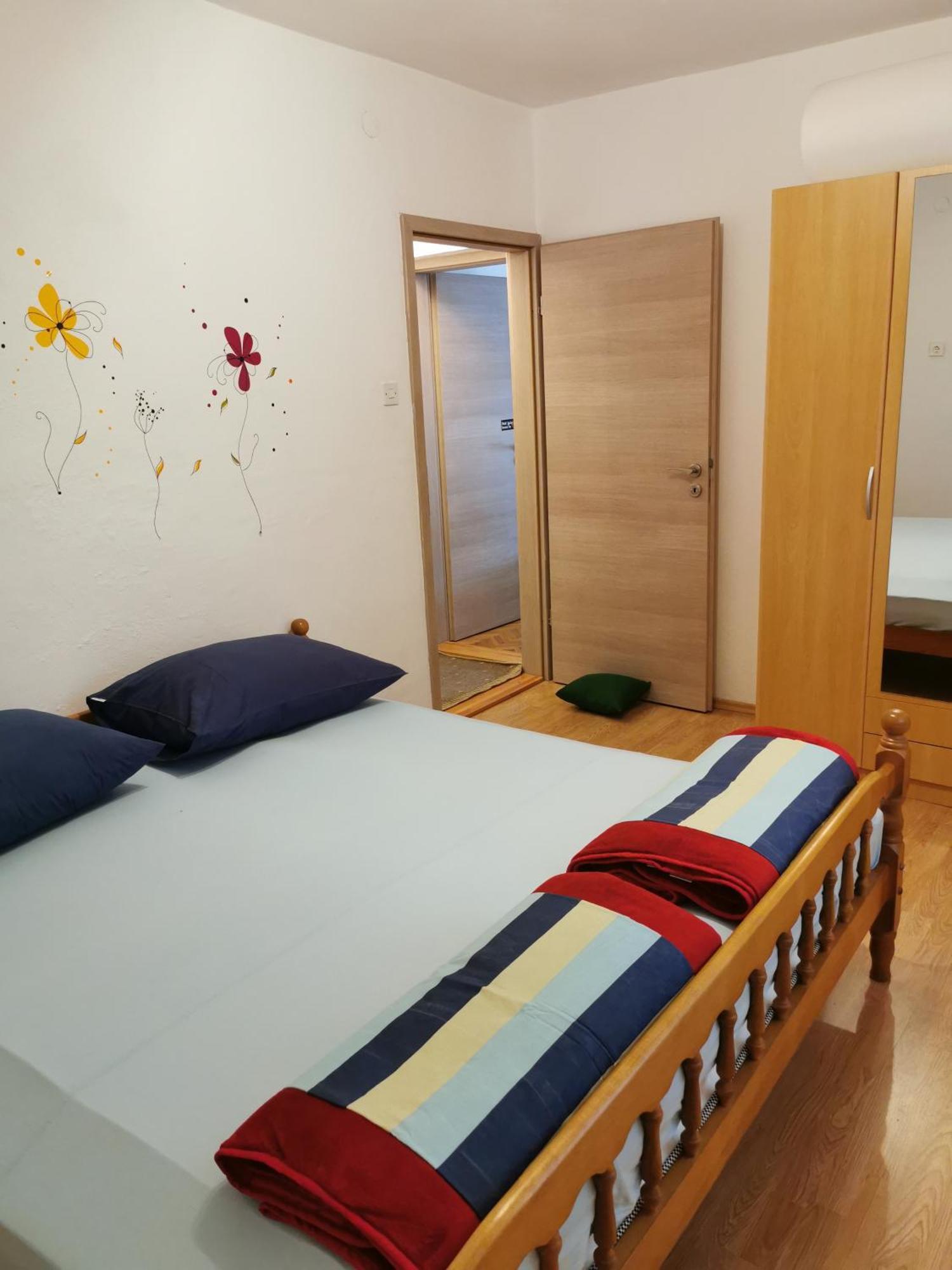 Apartmani Neno Сен Стая снимка